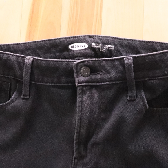 Old Navy super skinny rockstar jegging - Picture 2 of 3